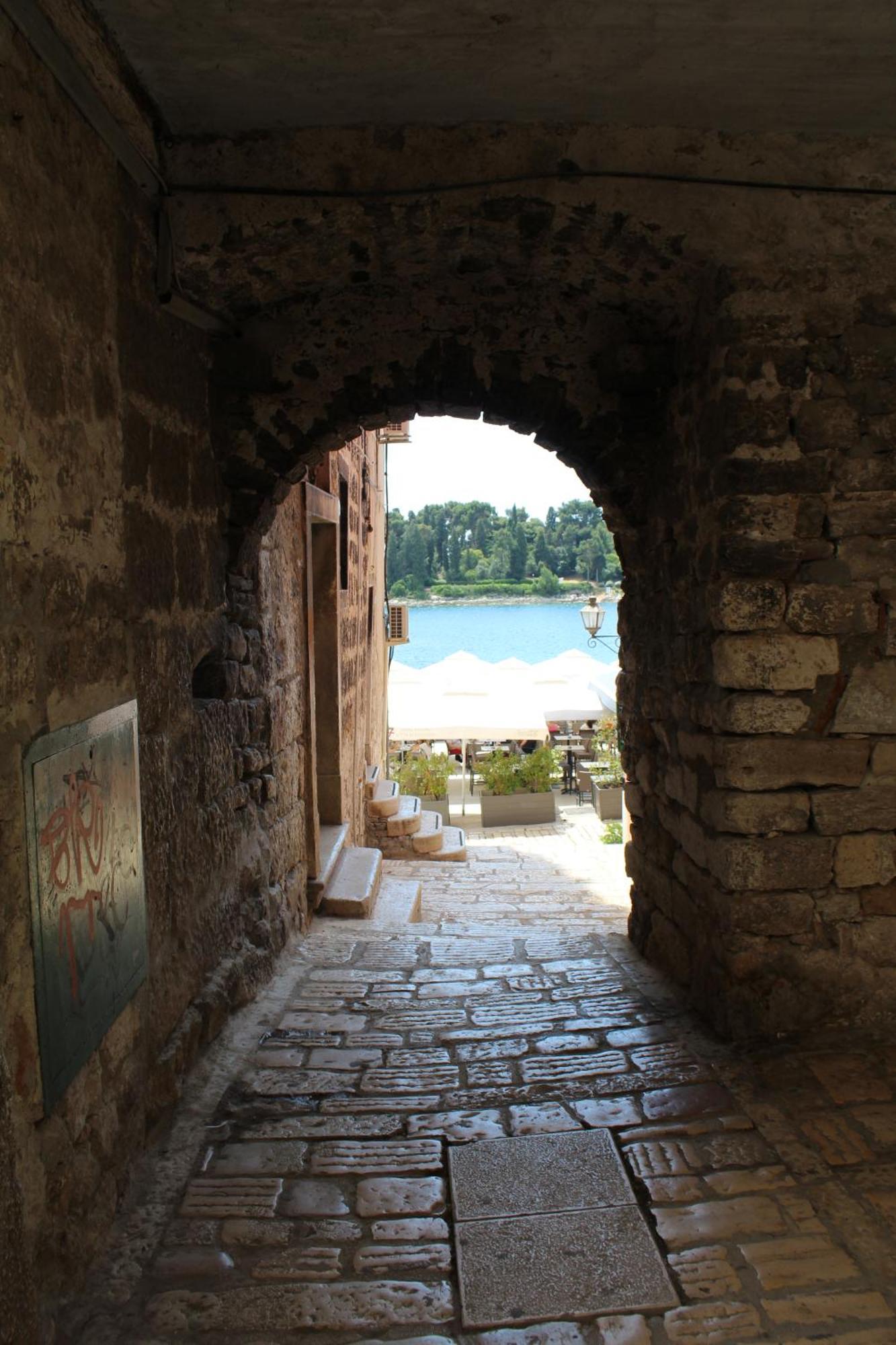 רוביני Rooms Da Angelica Old City מראה חיצוני תמונה