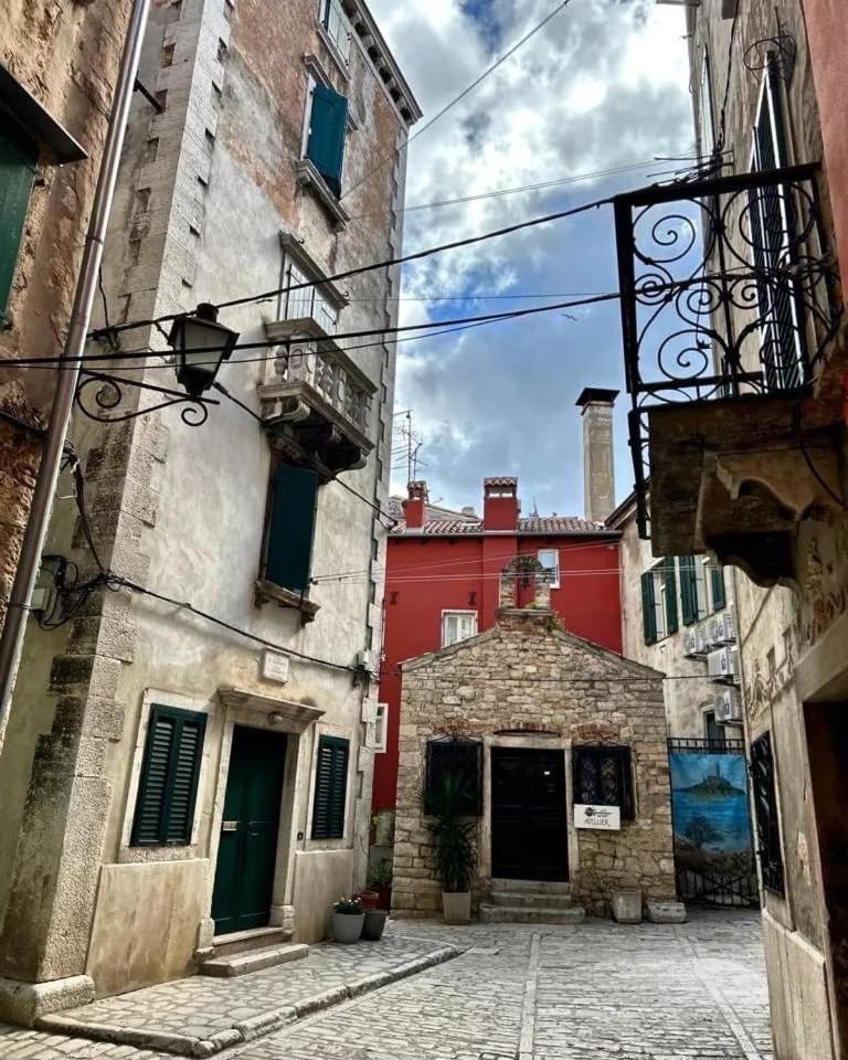 רוביני Rooms Da Angelica Old City מראה חיצוני תמונה